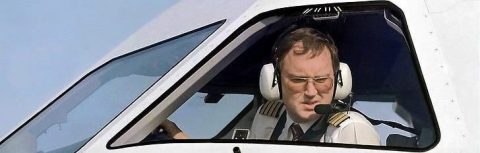 Cuanto cuesta ser piloto. img piloto en avion
